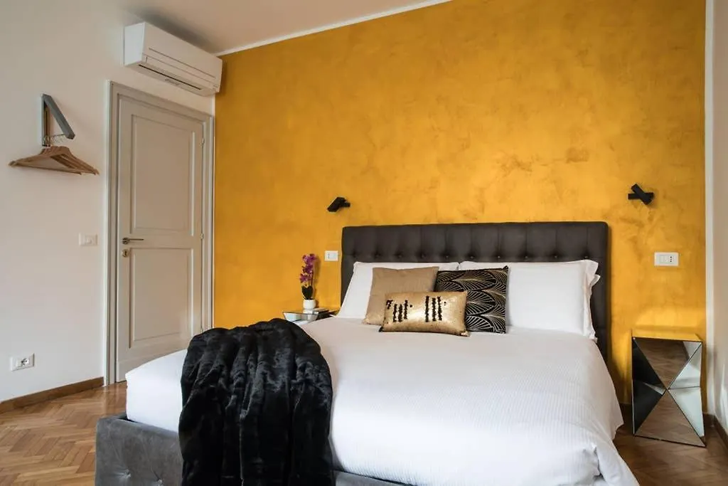 Gold Fabulous Jacuzzi Suite Trastevere-1